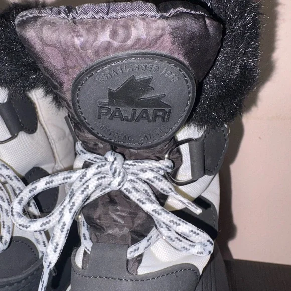 Pajar Canada Black/White Lace Up Snow Boots - Picture 7 of 9